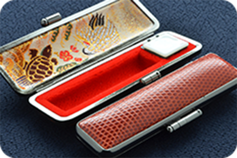 トカゲ革（黒）